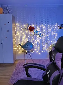 D0nna  online show from 13, 2, 2026