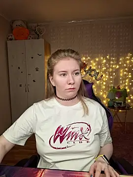 D0nna  online show from 18, 3, 2026