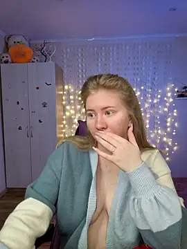 D0nna  online show from 8, 4, 2026