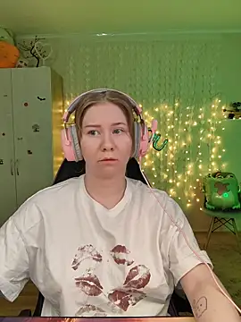 D0nna  online show from 11, 2, 2026