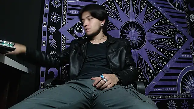 Dicaprioo  online show from 4, 2, 2025