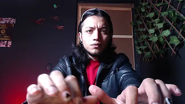 Dicaprioo  online show from 16, 10, 2025