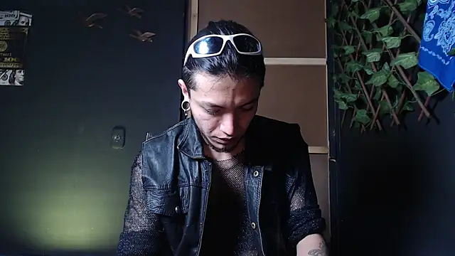 Dicaprioo  online show from 5, 11, 2025