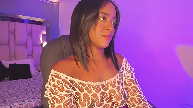 EmilyHaan online show from 6, 2, 2025