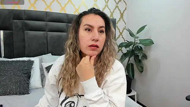 RubbyTaylor online show from 11, 7, 2026