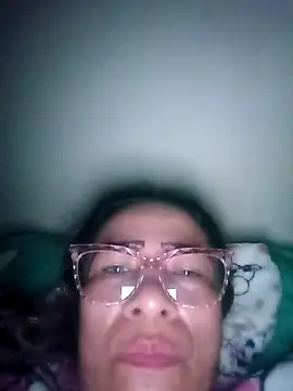 Snapshot of LITLESTAR chatting on 8, 9, 2025 LITLESTAR online show from 8, 9, 2025