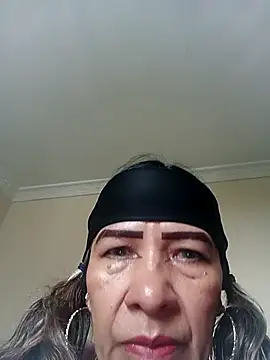 Snapshot of LITLESTAR chatting on 15, 10, 2025 LITLESTAR online show from 15, 10, 2025