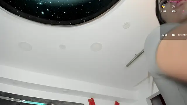 Snapshot of Elsalombardi_ chatting on 17, 11, 2025 Elsalombardi online show from 17, 11, 2025