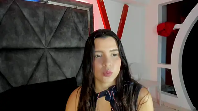 Snapshot of Elsalombardi_ chatting on 22, 11, 2025 Elsalombardi online show from 22, 11, 2025