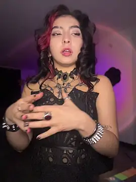 Snapshot of _Gothiccbitch_ chatting on 14, 7, 2026 Gothiccbitch online show from 14, 7, 2026