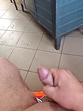 Szeltolo001 online show from 16, 3, 2026