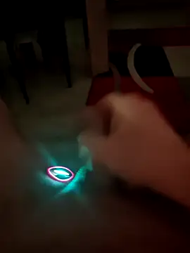 Szeltolo001 online show from 5, 2, 2026