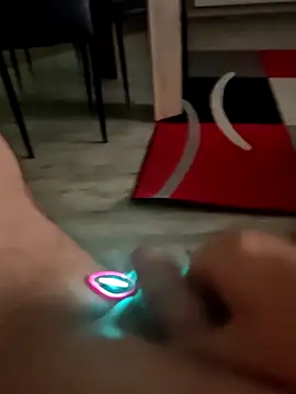 Szeltolo001 online show from 14, 2, 2026