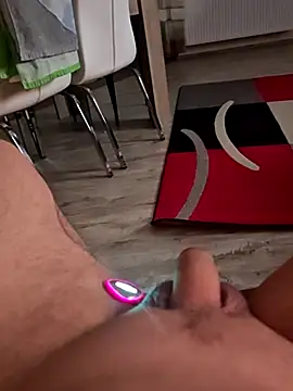 Szeltolo001 online show from 20, 4, 2026