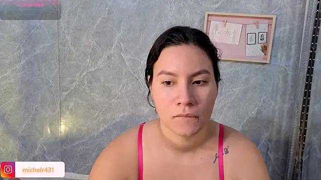 Snapshot of Mia__reys chatting on 15, 5, 2026 Mia reys online show from 15, 5, 2026