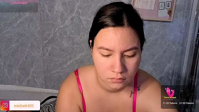 Snapshot of Mia__reys chatting on 2, 6, 2026 Mia reys online show from 2, 6, 2026