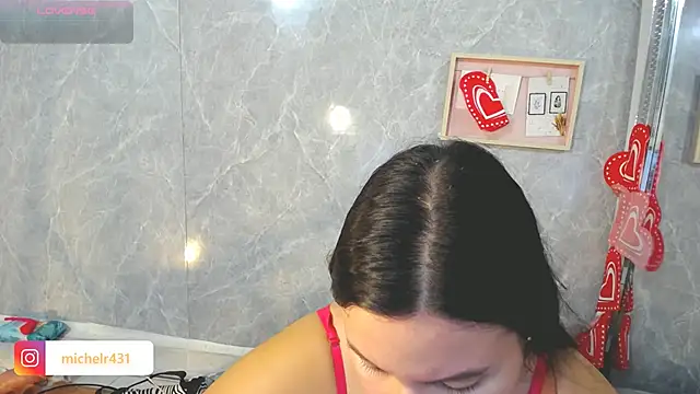 Mia  reys online show from 13, 2, 2026