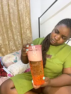 Snapshot of sweet18creamybigpussy chatting on 12, 10, 2025 sweet18creamybigpussy online show from 12, 10, 2025