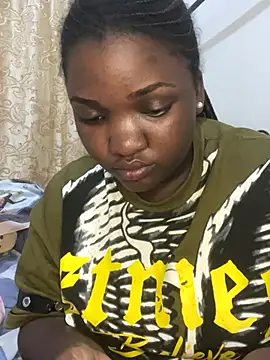 Snapshot of sweet18creamybigpussy chatting on 22, 10, 2025 sweet18creamybigpussy online show from 22, 10, 2025