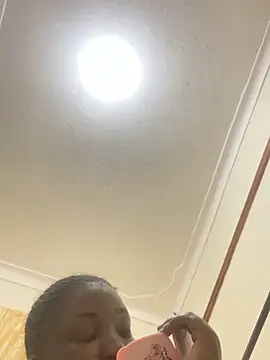 Snapshot of sweet18creamybigpussy chatting on 17, 10, 2025 sweet18creamybigpussy online show from 17, 10, 2025