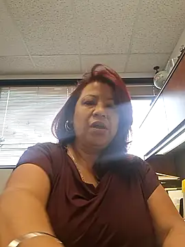 Erotic nayma online show from 11, 2, 2026