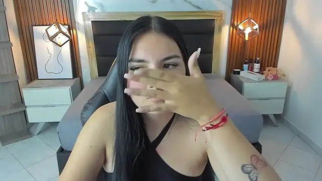 delilaquinn online show from 8, 11, 2025