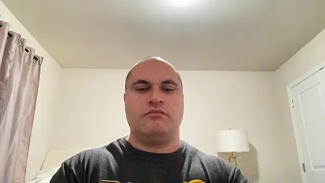 SluggishChase99 online show from 4, 2, 2025