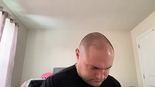 SluggishChase99 online show from 12, 2, 2026