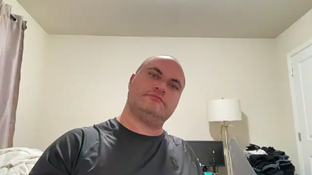 Snapshot of SluggishChase99 chatting on 18, 11, 2025 SluggishChase99 online show from 18, 11, 2025