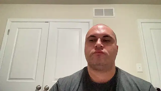 SluggishChase99 online show from 3, 12, 2024