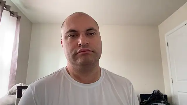 SluggishChase99 online show from 18, 4, 2026