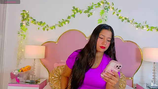 EmmaCrush online show from 16, 10, 2025