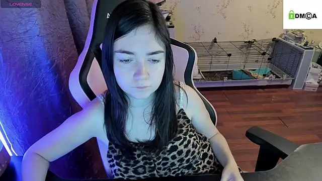Snapshot of Crazy_forest_fairy chatting on 5, 10, 2025 Crazy forest fairy online show from 5, 10, 2025