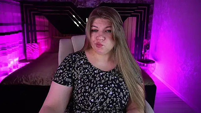 Snapshot of GabbieJay chatting on 5, 8, 2026 GabbieJay online show from 5, 8, 2026