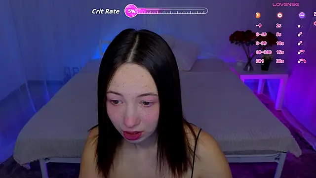 Hayle Hill online show from 8, 11, 2025