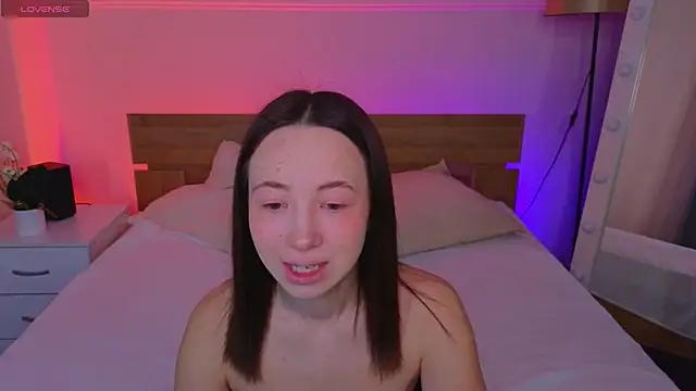 Hayle Hill online show from 16, 11, 2025