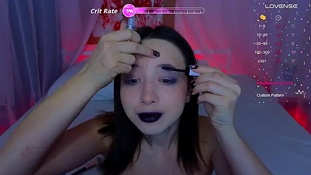 Hayle Hill online show from 24, 10, 2025