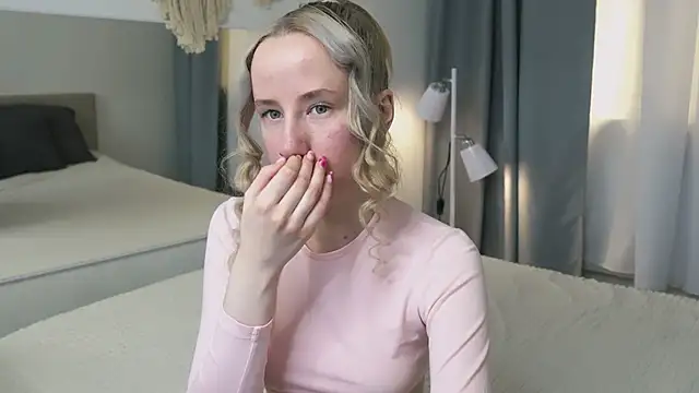 Cassie Kelman online show from 13, 3, 2026