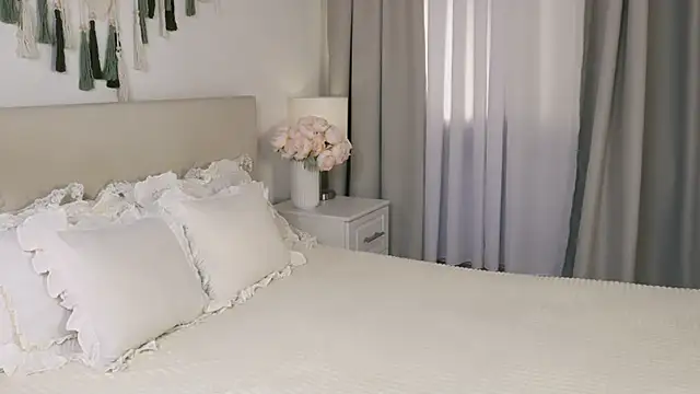 Cassie Kelman online show from 21, 4, 2026