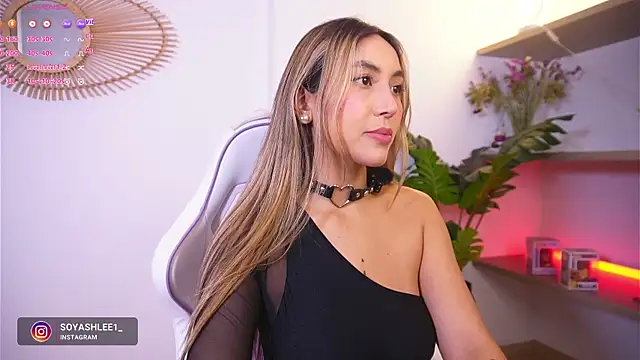 ashley2004 x online show from 22, 10, 2025