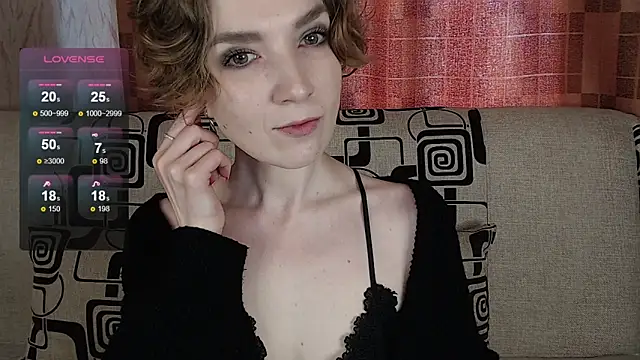 Snapshot of TinaWince chatting on 3, 5, 2026 TinaWince online show from 3, 5, 2026