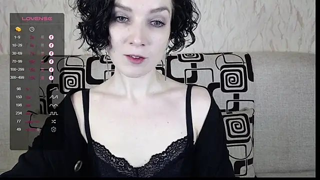Snapshot of TinaWince chatting on 7, 2, 2025 TinaWince online show from 7, 2, 2025