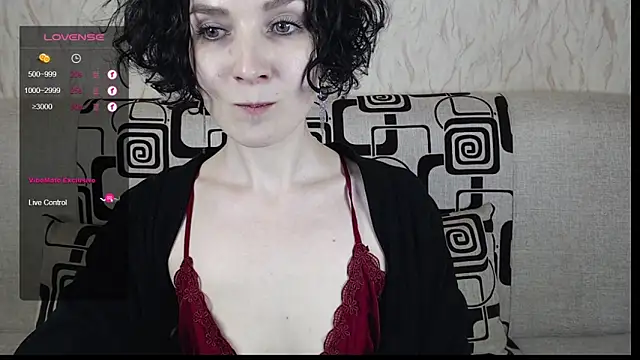 Snapshot of TinaWince chatting on 1, 2, 2025 TinaWince online show from 1, 2, 2025