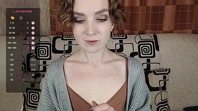 Snapshot of TinaWince chatting on 21, 11, 2025 TinaWince online show from 21, 11, 2025