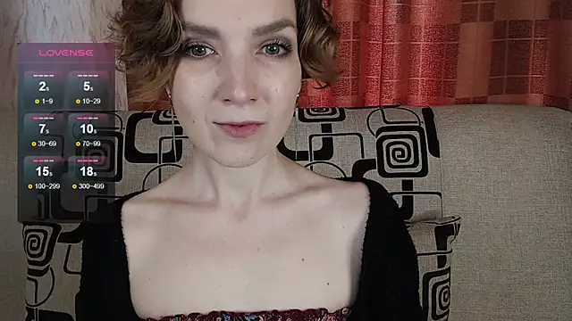 Snapshot of TinaWince chatting on 17, 5, 2026 TinaWince online show from 17, 5, 2026