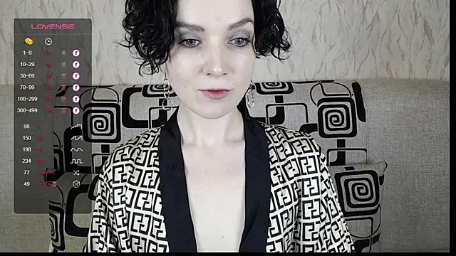 Snapshot of TinaWince chatting on 20, 2, 2025 TinaWince online show from 20, 2, 2025