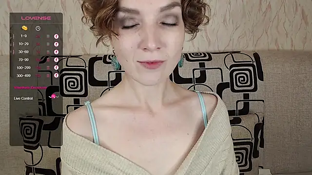 Snapshot of TinaWince chatting on 22, 9, 2025 TinaWince online show from 22, 9, 2025