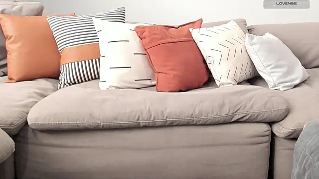  alaiasmile  online show from 27, 2, 2026