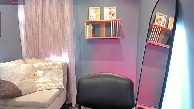  alaiasmile  online show from 12, 6, 2026