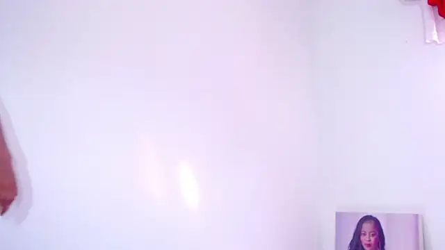 LAISYBROWNX online show from 31, 10, 2025